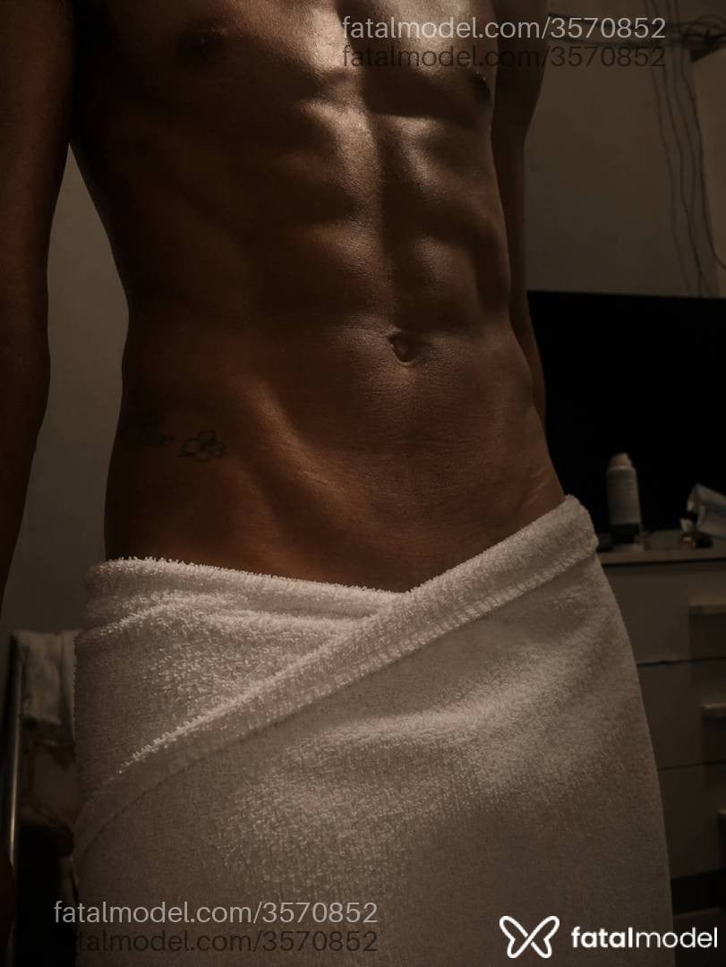 Acompanhante homem morena (o) de olhos pretos - Leckinho