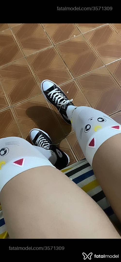 Acompanhante mulher trans morena (o) de olhos castanhos - Sofia