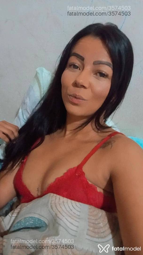 Acompanhante mulher morena (o) de olhos castanhos - Isadora