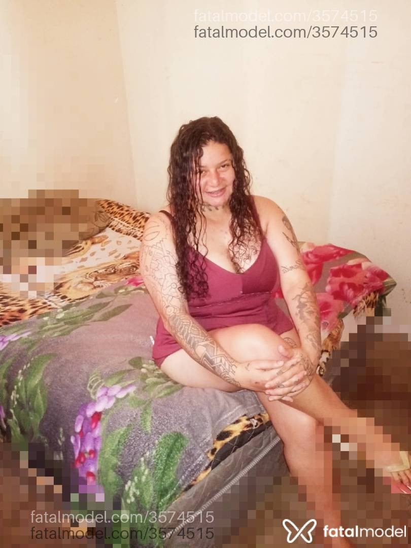 Acompanhante mulher com cabelo castanho de olhos castanhos - Fany