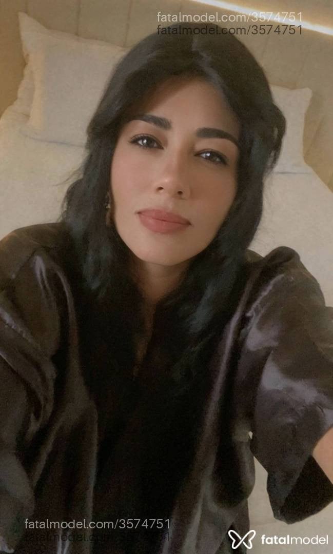 Acompanhante mulher morena (o) de olhos castanhos - Malu Ravena
