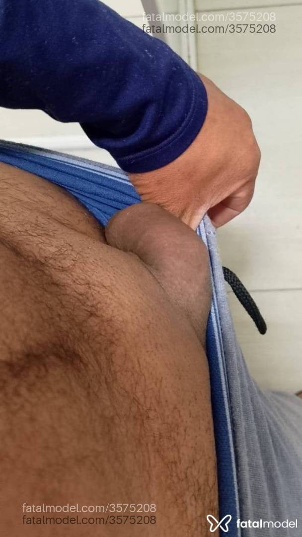 Acompanhante homem morena (o) de olhos castanhos - Leandro