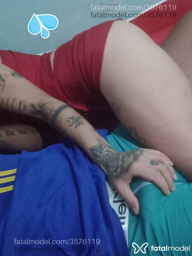Acompanhante homem com cabelo castanho de olhos castanhos - Casalcannabis