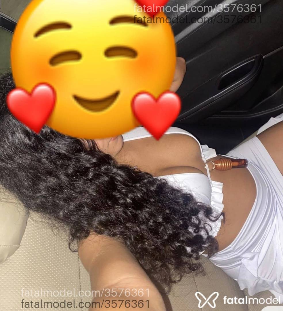 Acompanhante mulher com cabelo castanho de olhos pretos - Gabriella