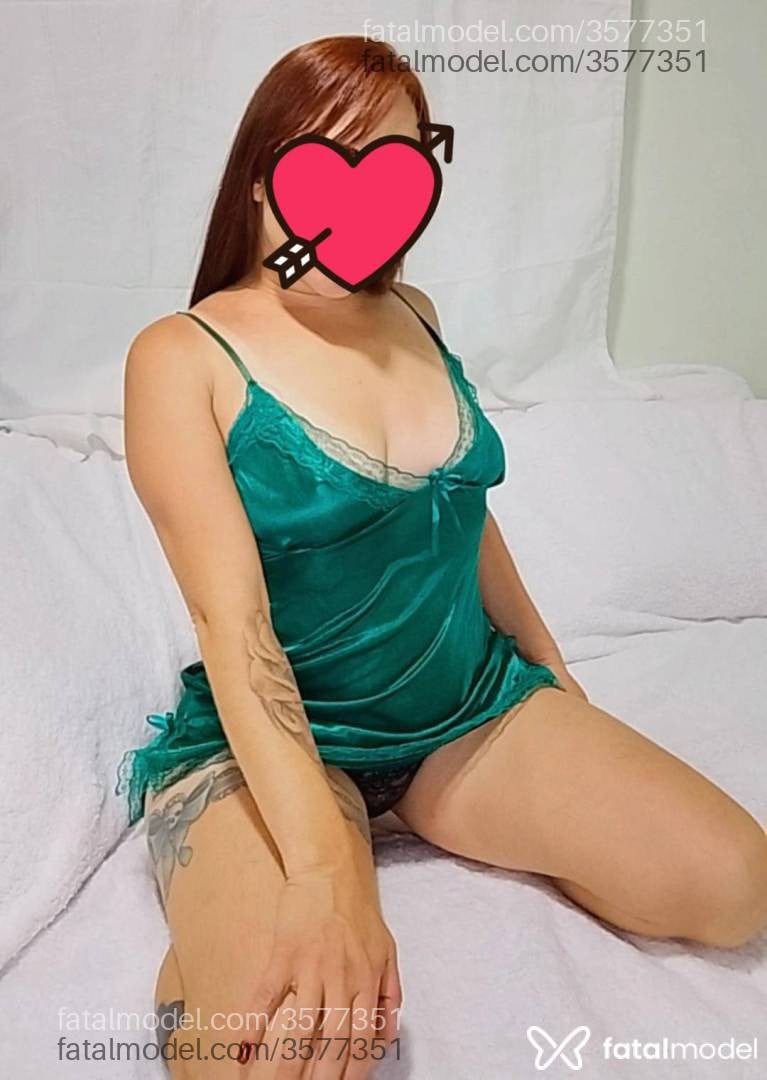 Acompanhante mulher ruiva (o) de olhos castanhos - Millie