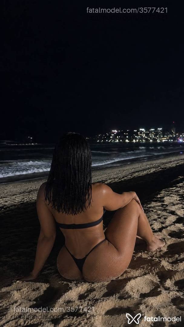 Acompanhante mulher morena (o) de olhos mel - Brenda Garcia