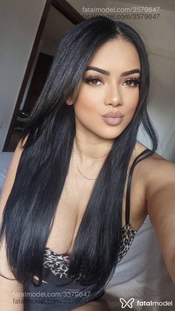 Acompanhante mulher morena (o) de olhos castanhos - Andressa