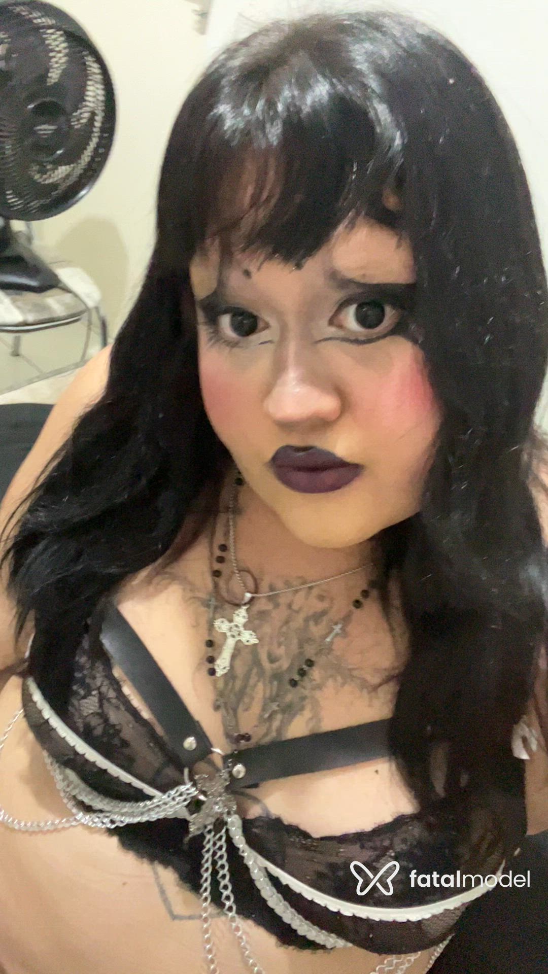 Acompanhante mulher trans morena (o) de olhos castanhos - Eloa