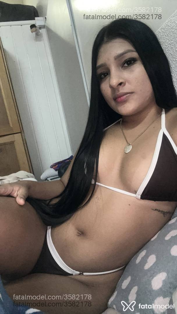 Acompanhante mulher morena (o) de olhos pretos - Luna Telles