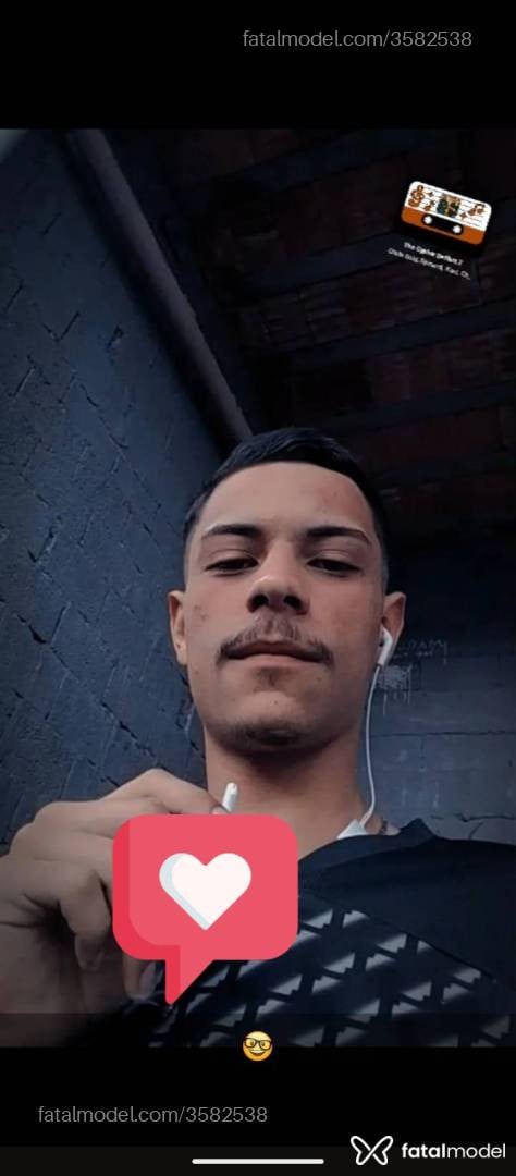 Acompanhante homem morena (o) de olhos castanhos - Dablio