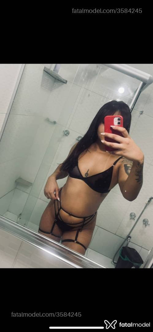 Acompanhante mulher com cabelo castanho de olhos castanhos - Sophia