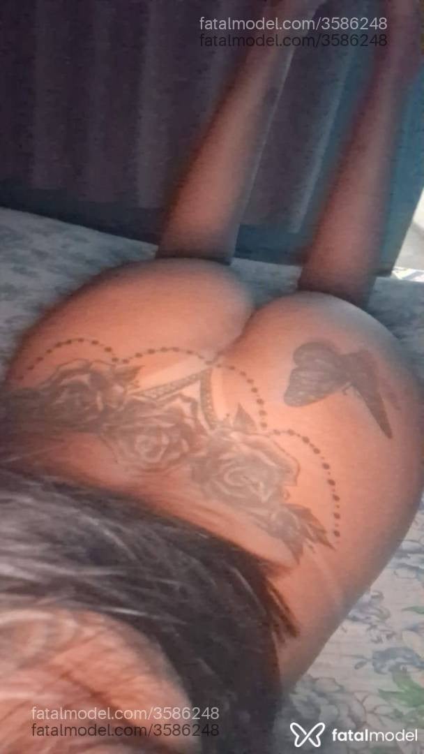 Acompanhante mulher morena (o) de olhos pretos - Katryne