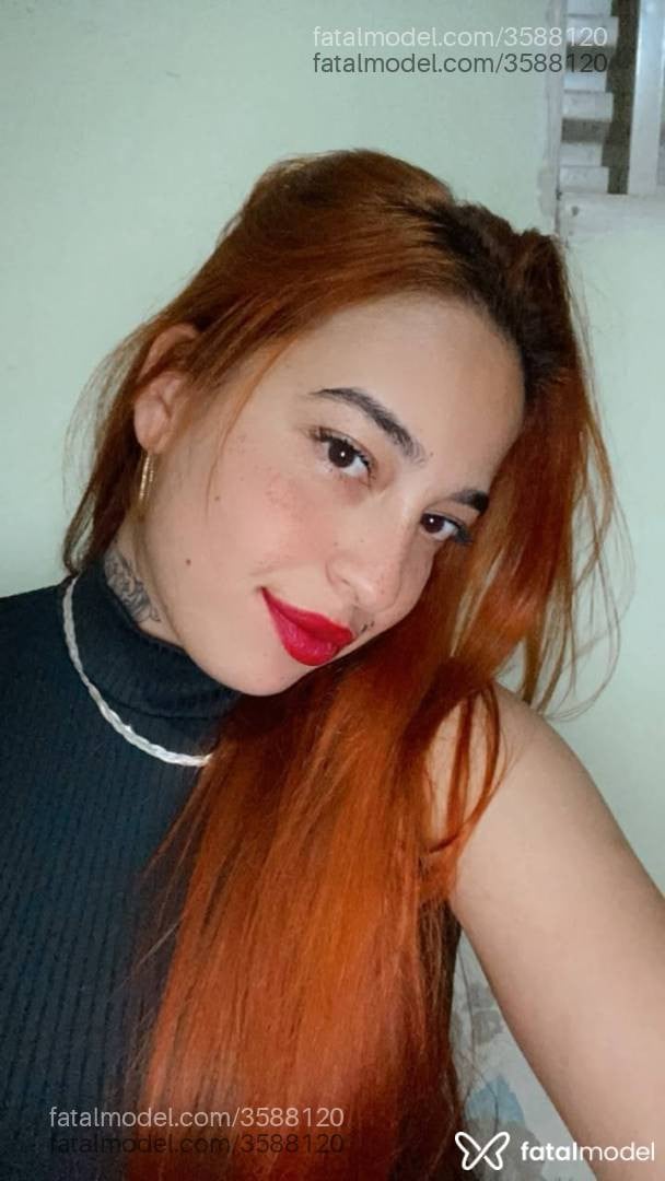 Acompanhante mulher ruiva (o) de olhos castanhos - Leticia