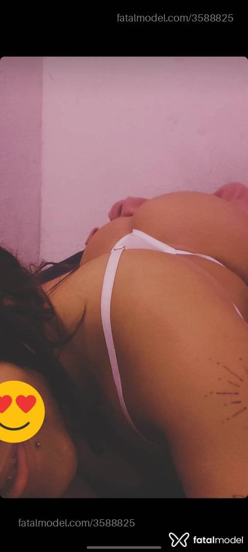 Acompanhante mulher morena (o) de olhos castanhos - Karinne