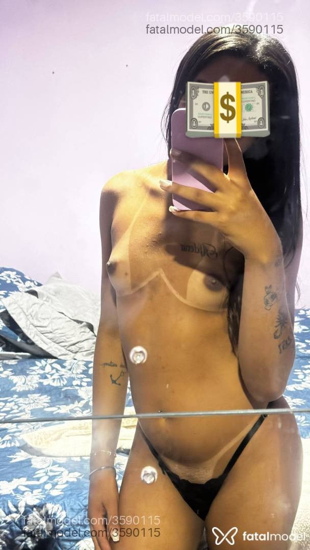 Acompanhante mulher trans morena (o) de olhos castanhos - Mayra