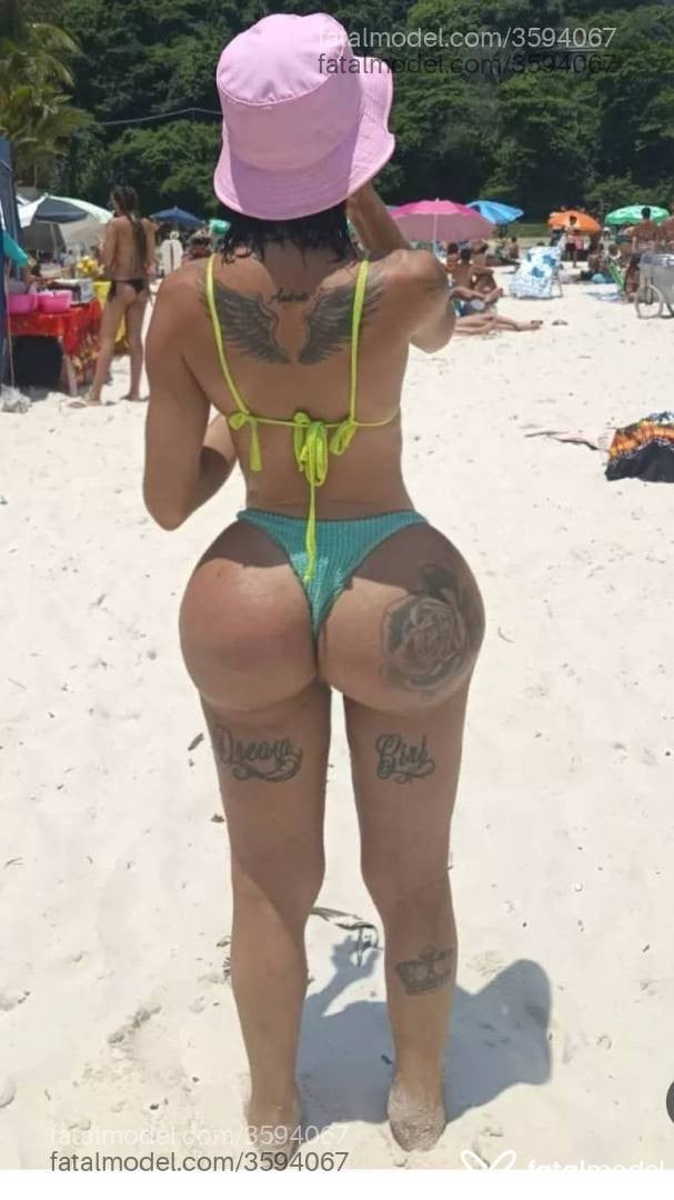 Acompanhante mulher trans morena (o) de olhos castanhos - Ninfetamirella