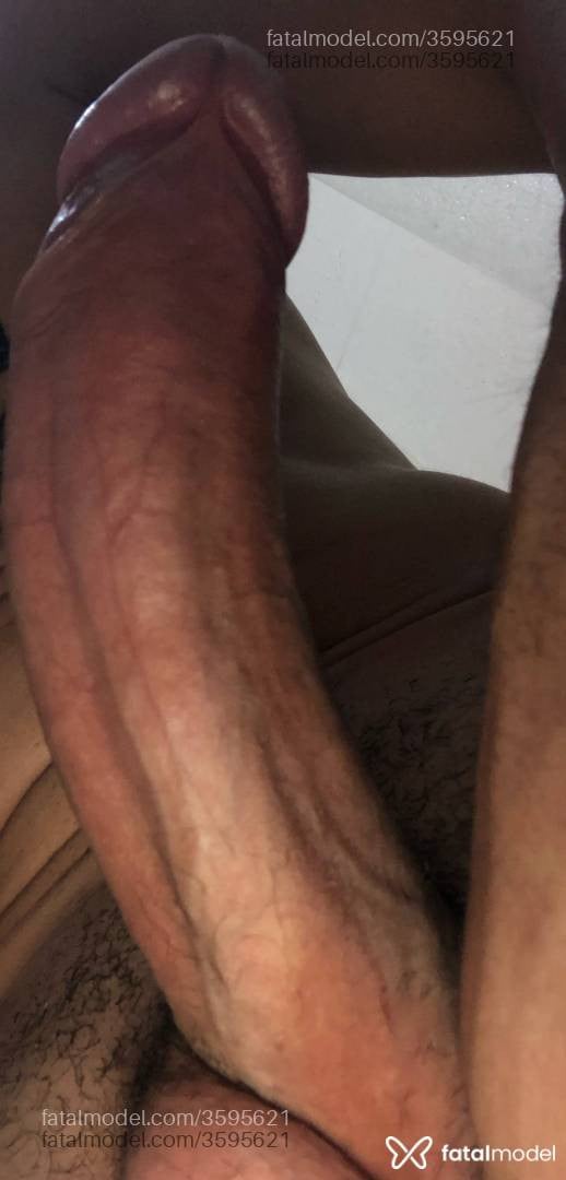 Acompanhante homem com cabelo castanho de olhos mel - Matheus Barbosa