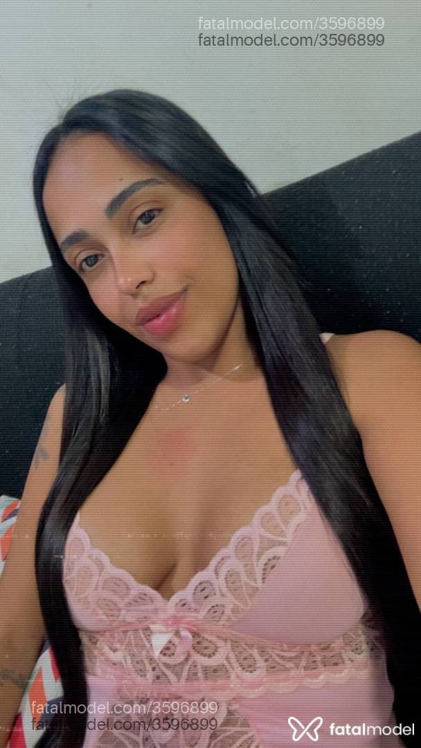 Acompanhante mulher morena (o) de olhos pretos - Agatha
