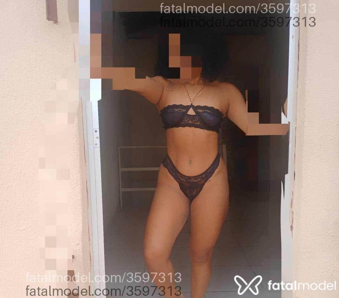Acompanhante mulher morena (o) de olhos pretos - Nicoly