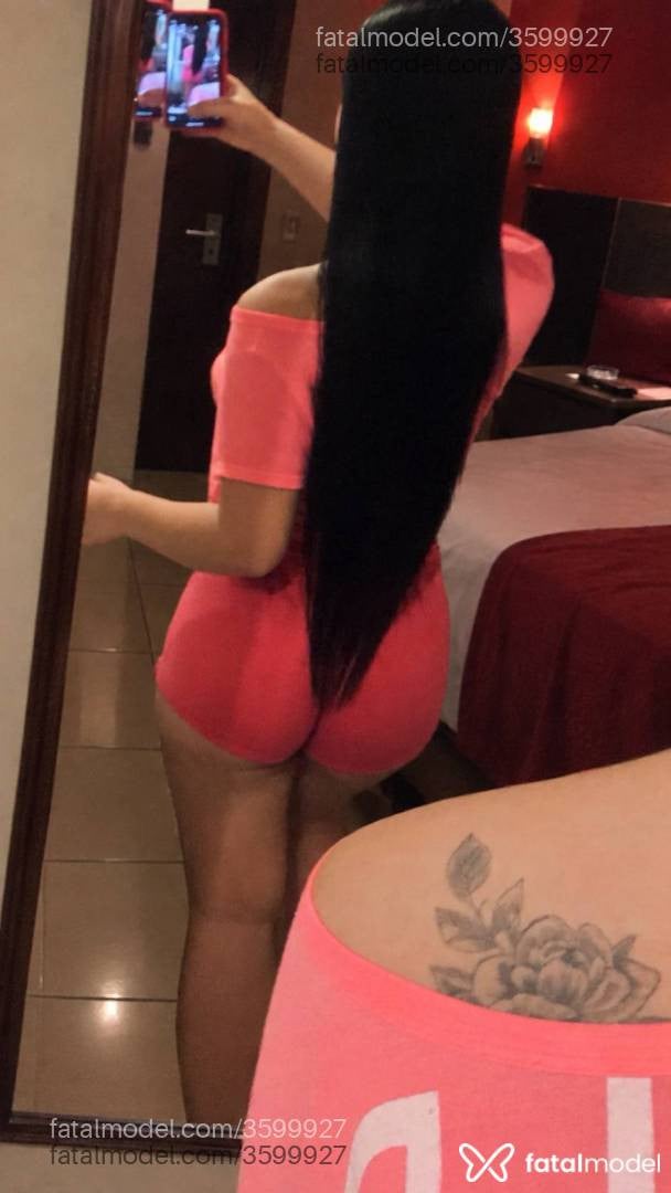 Acompanhante mulher morena (o) de olhos castanhos - Bruna Martins