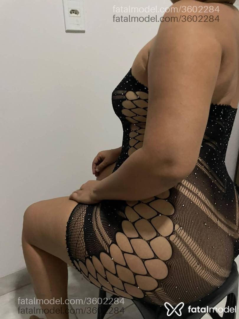 Acompanhante mulher morena (o) de olhos castanhos - Amanda