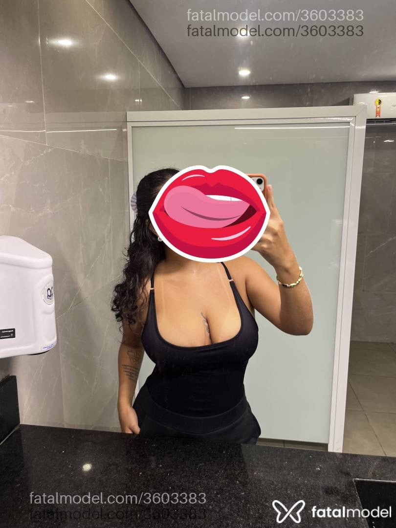 Acompanhante mulher morena (o) de olhos pretos - Bianca Souza