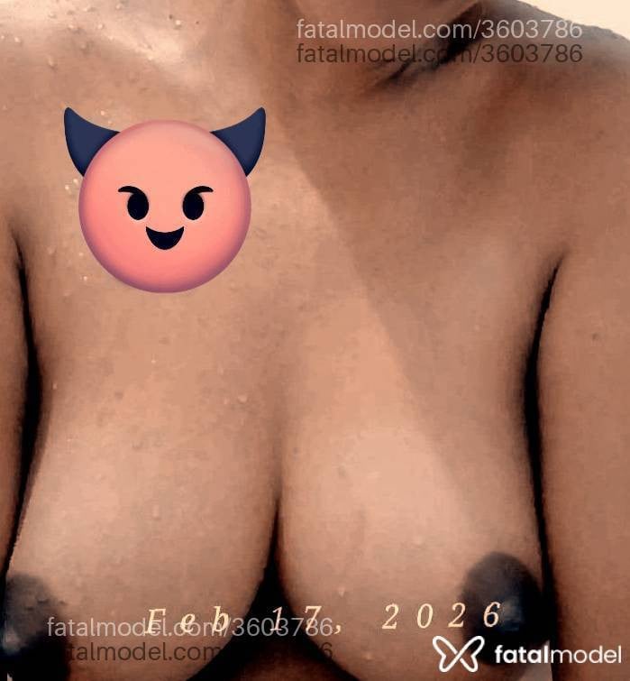 Acompanhante mulher morena (o) de olhos mel - Rebeca Ferraz