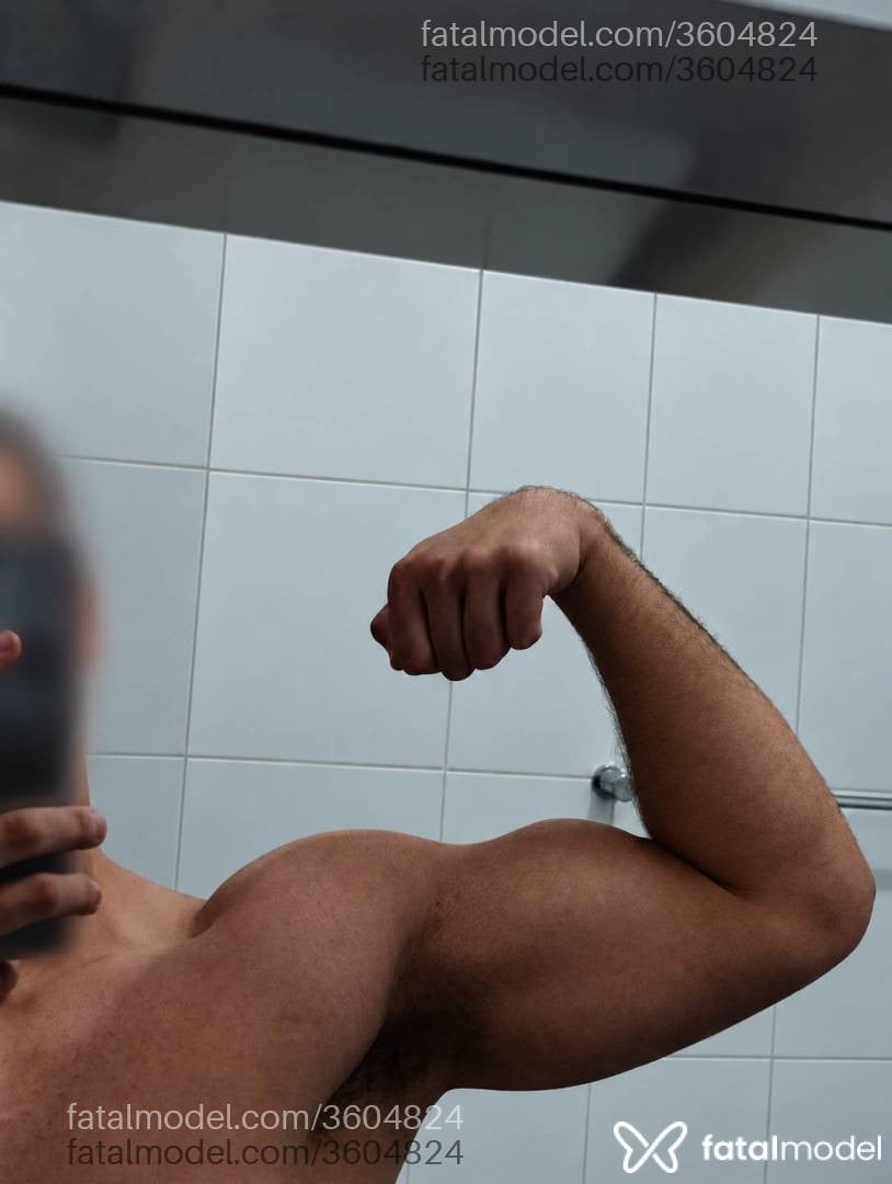 Acompanhante homem com cabelo castanho de olhos castanhos - Pedro