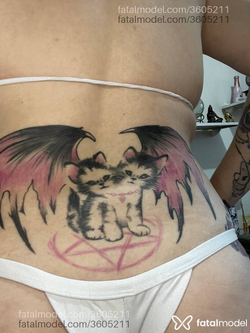 Acompanhante mulher morena (o) de olhos castanhos - Kandyka