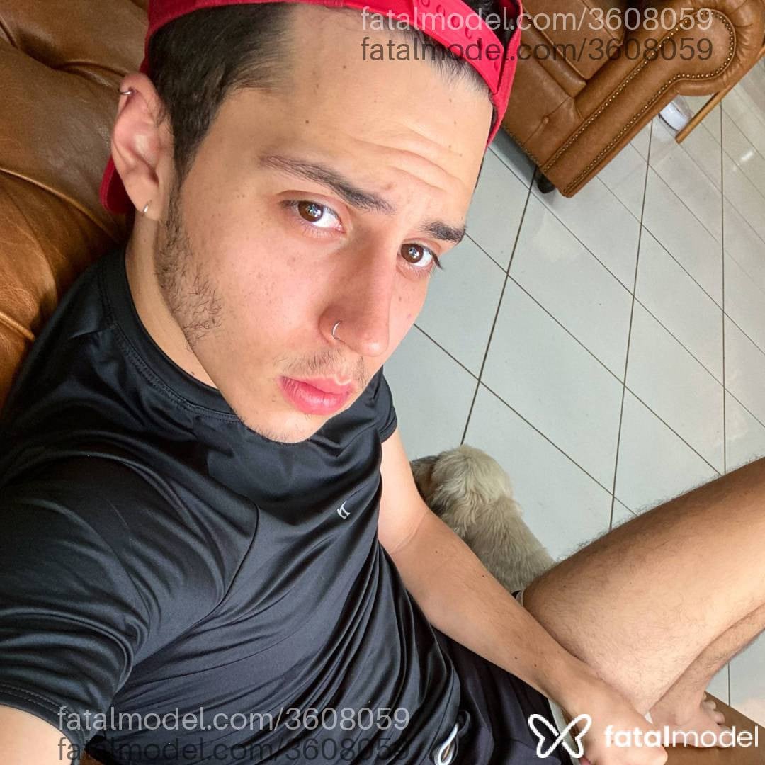 Acompanhante homem morena (o) de olhos castanhos - Thiago Muniz