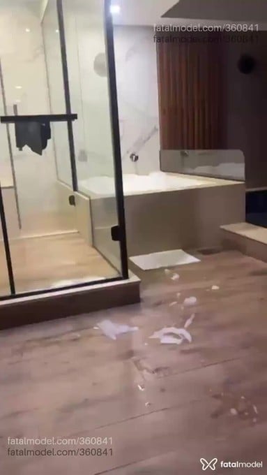 Acompanhante travesti loira (o) de olhos azuis em Sumaré - Renata Mello Rios