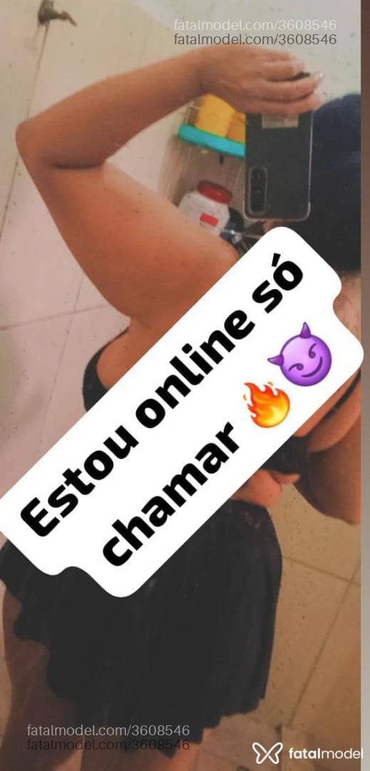 Acompanhante mulher morena (o) de olhos castanhos - Nahzinhapluz