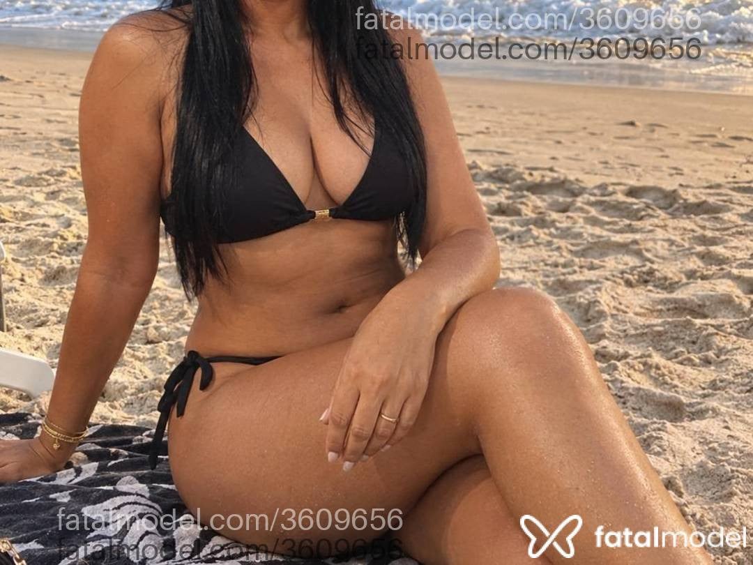 Acompanhante mulher morena (o) de olhos pretos - Kathy
