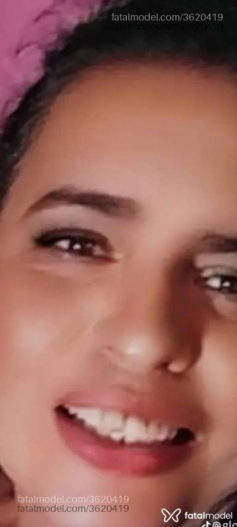 Acompanhante mulher morena (o) de olhos pretos - Karol Oliver