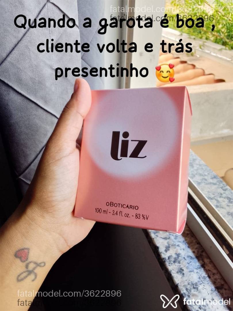 Acompanhante mulher com cabelo castanho de olhos castanhos - Jade Onorato