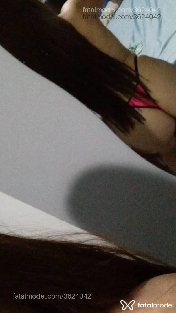 Acompanhante mulher ruiva (o) de olhos castanhos - Rubby