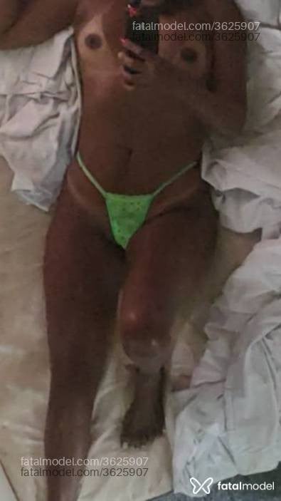 Acompanhante mulher morena (o) de olhos pretos - Luiza Souza