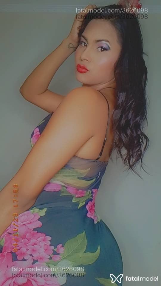 Acompanhante mulher trans morena (o) de olhos cinza - Yume Kan