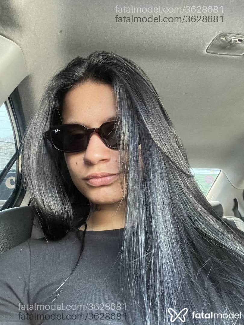 Acompanhante mulher morena (o) de olhos verdes - Sufistinhasp