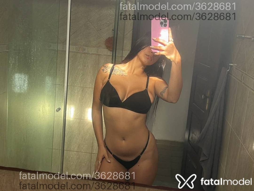 Acompanhante mulher morena (o) de olhos verdes - Sufistinhasp