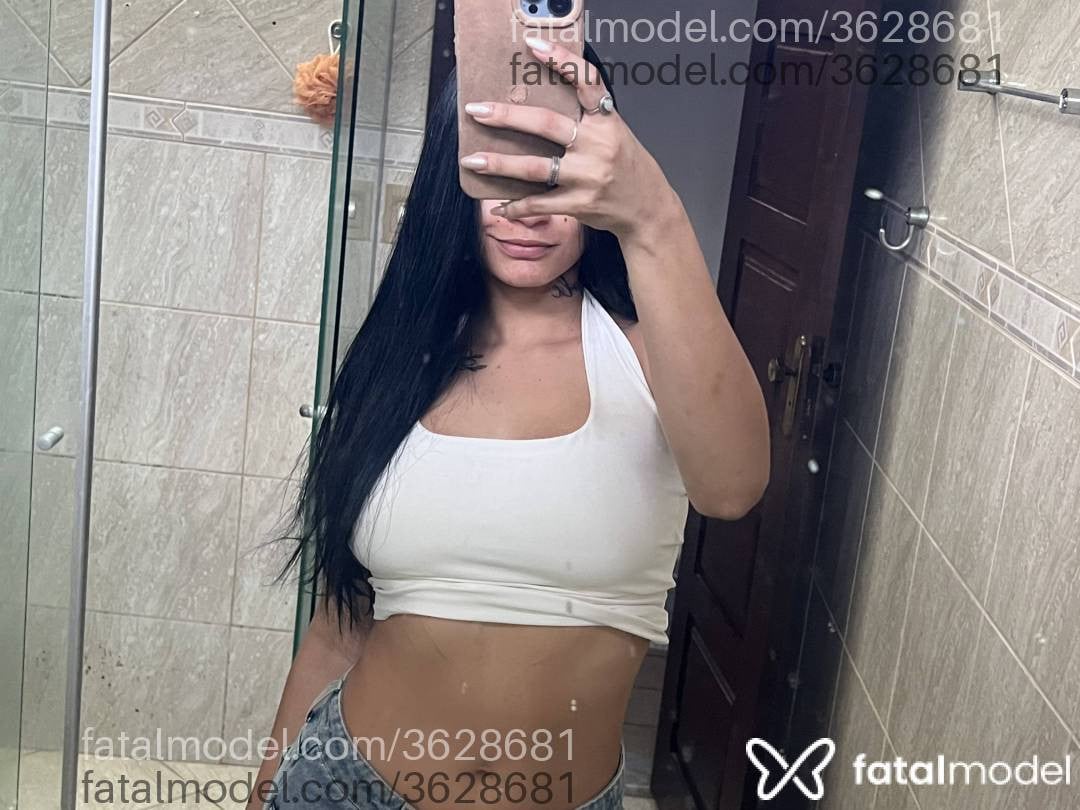 Acompanhante mulher morena (o) de olhos verdes - Sufistinhasp