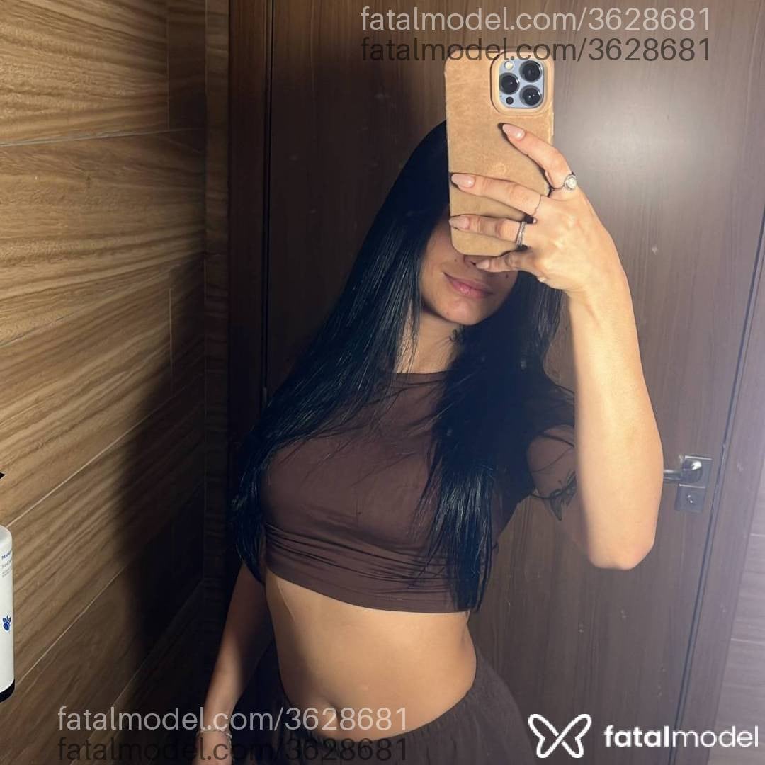 Acompanhante mulher morena (o) de olhos verdes - Sufistinhasp