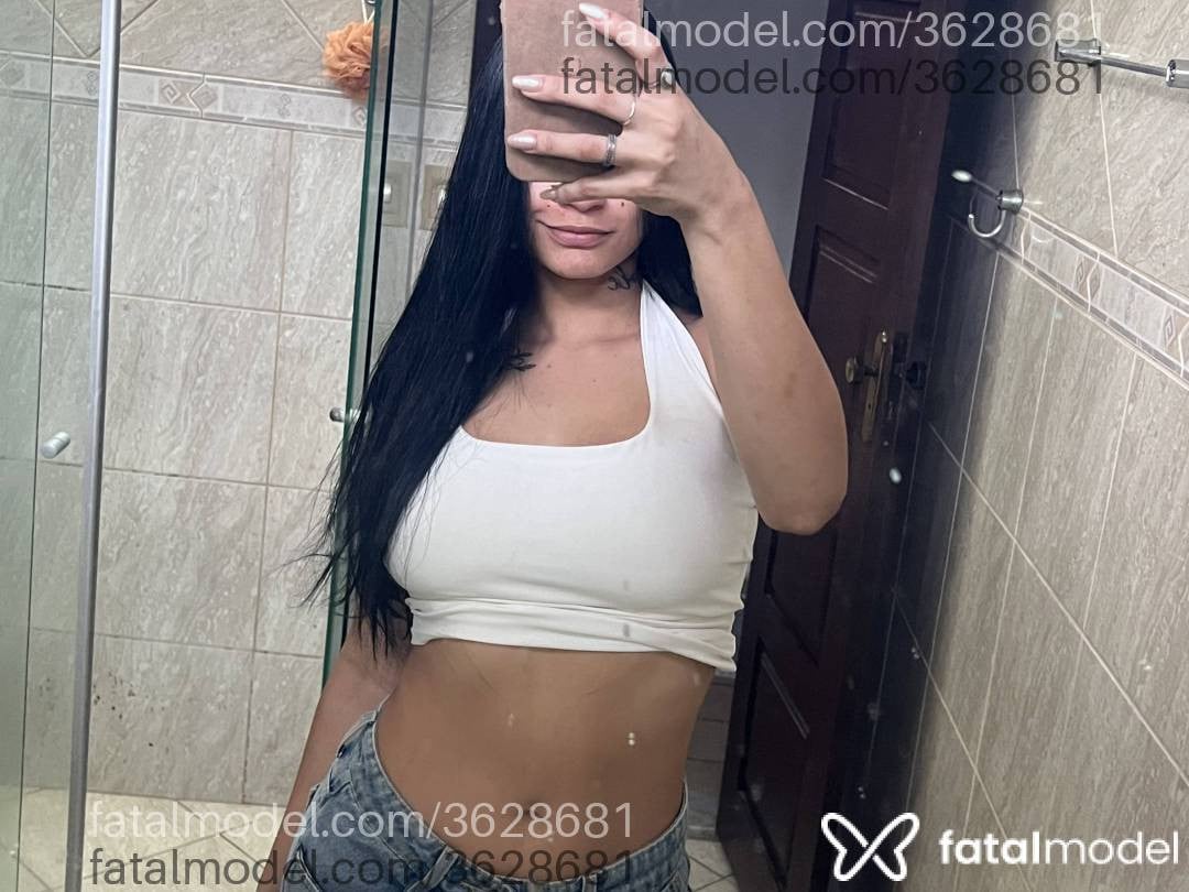 Acompanhante mulher morena (o) de olhos verdes - Sufistinhasp