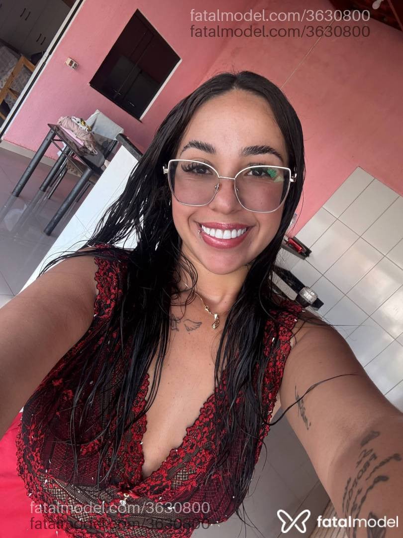 Acompanhante mulher morena (o) de olhos pretos - Geovanna
