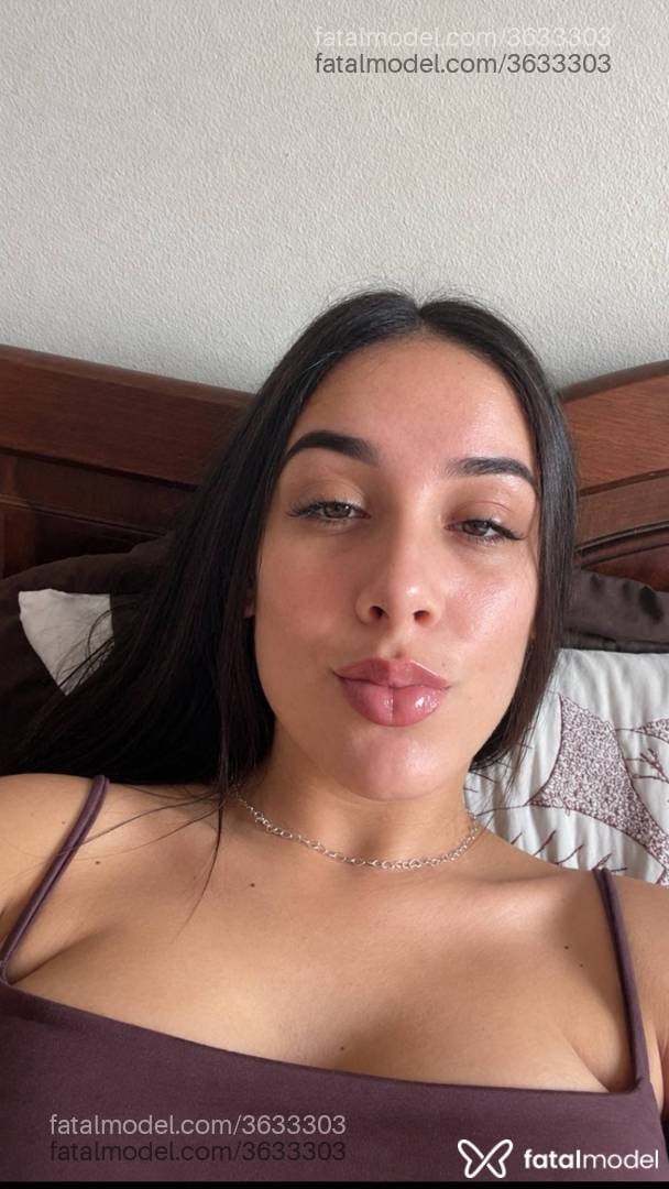 Acompanhante mulher loira (o) de olhos mel - Milena Pedrosa