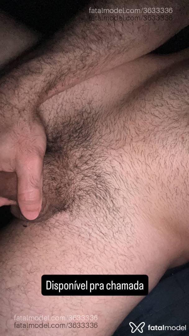 Acompanhante homem com cabelo castanho de olhos mel - Brusm