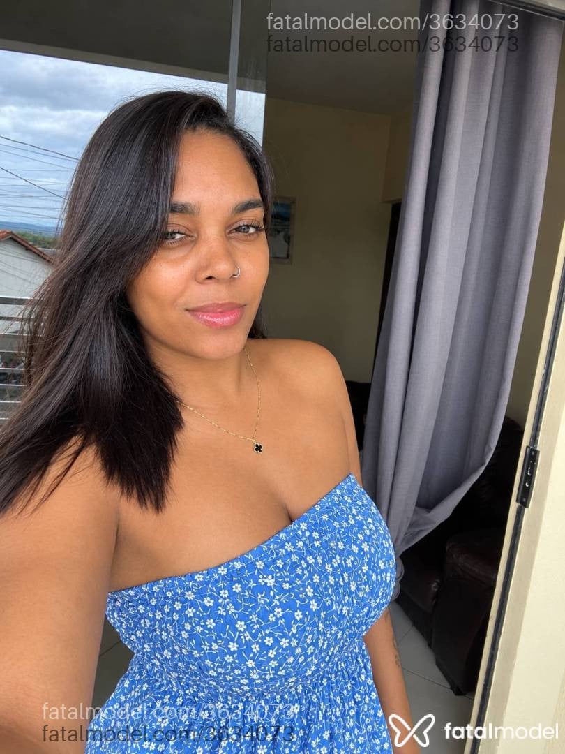 Acompanhante mulher com cabelo castanho de olhos castanhos - Niky