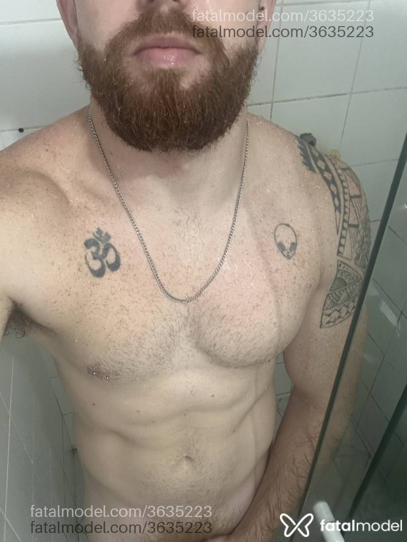 Acompanhante homem ruiva (o) de olhos mel - Henrique