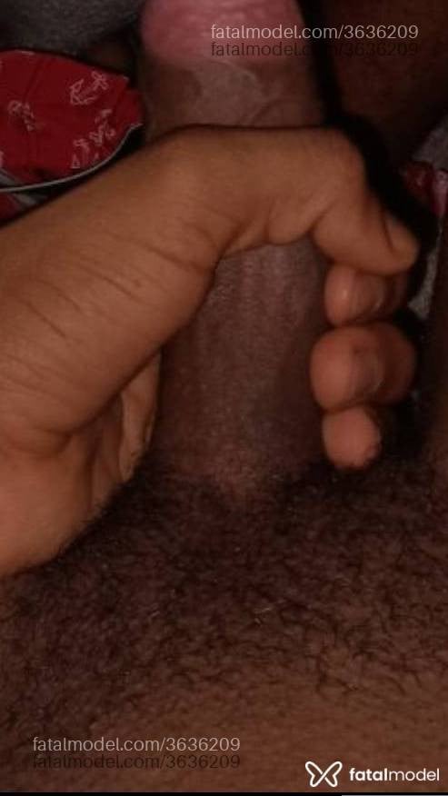 Acompanhante homem com cabelo castanho de olhos castanhos - Vinicius