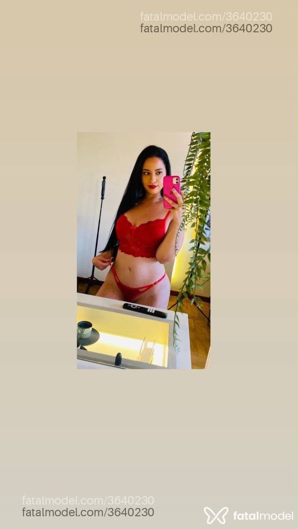 Acompanhante mulher morena (o) de olhos castanhos - Lauren Valverde